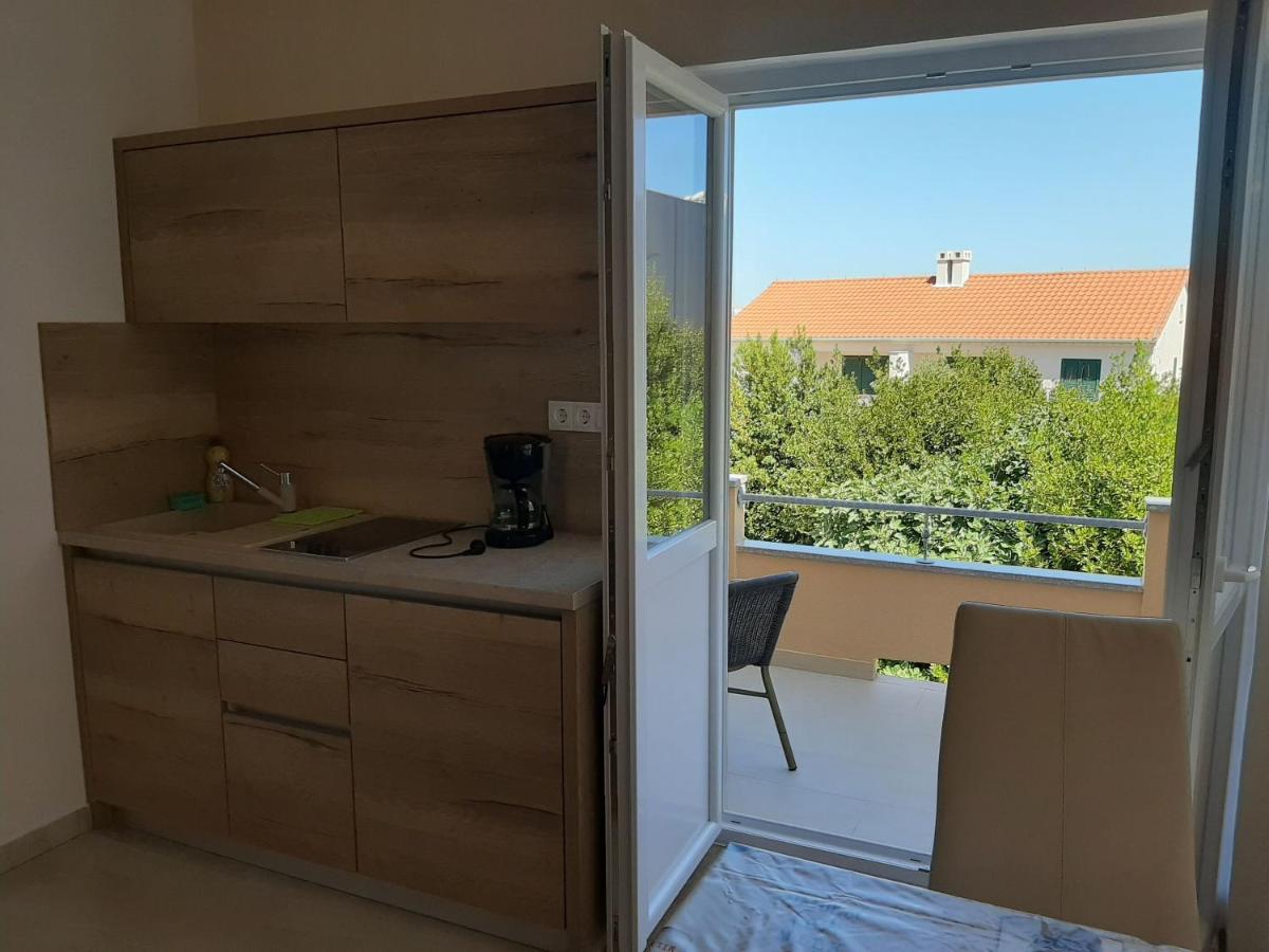 Apartments Edo Новалья Экстерьер фото